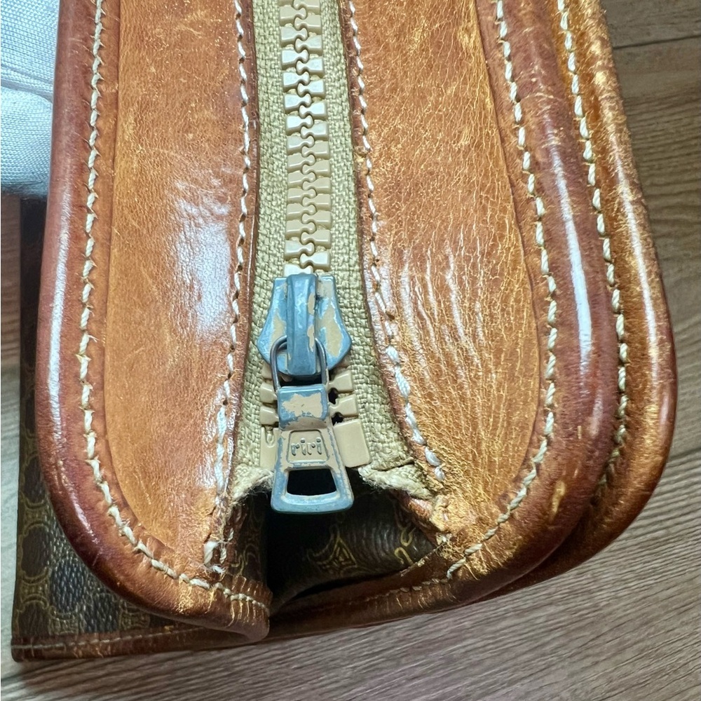 Celine Brown and Tan Clutch Bag with Vintage Leather - Picture 12 of 13